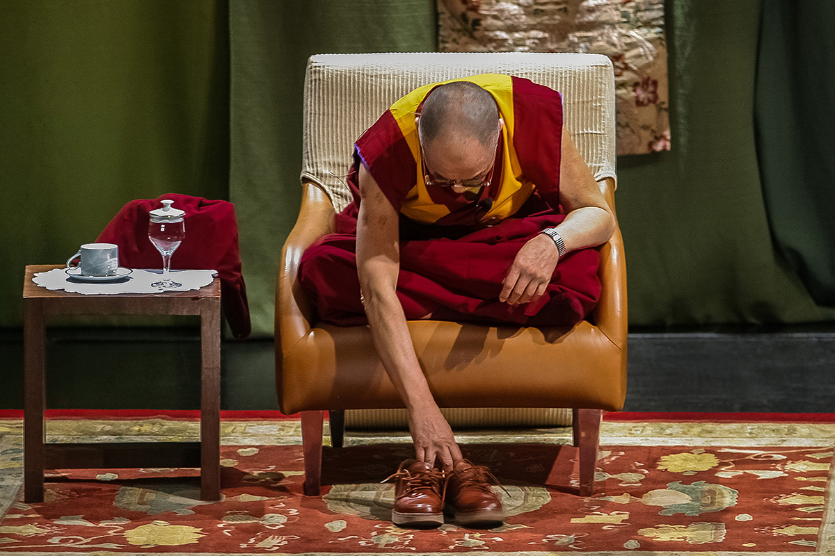8-Dalai-Lama